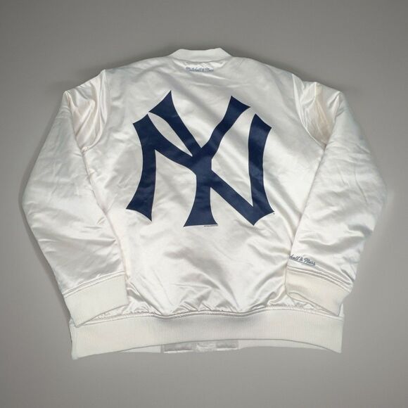 NEW YORK YANKEES MLB MITCHELL & NESS SATIN JACKET - NWT- LARGE - Picture 1 of 9